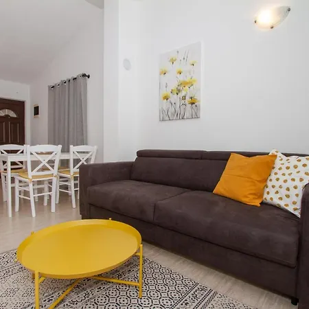 Apartman Francesca Pakostane Exterior photo