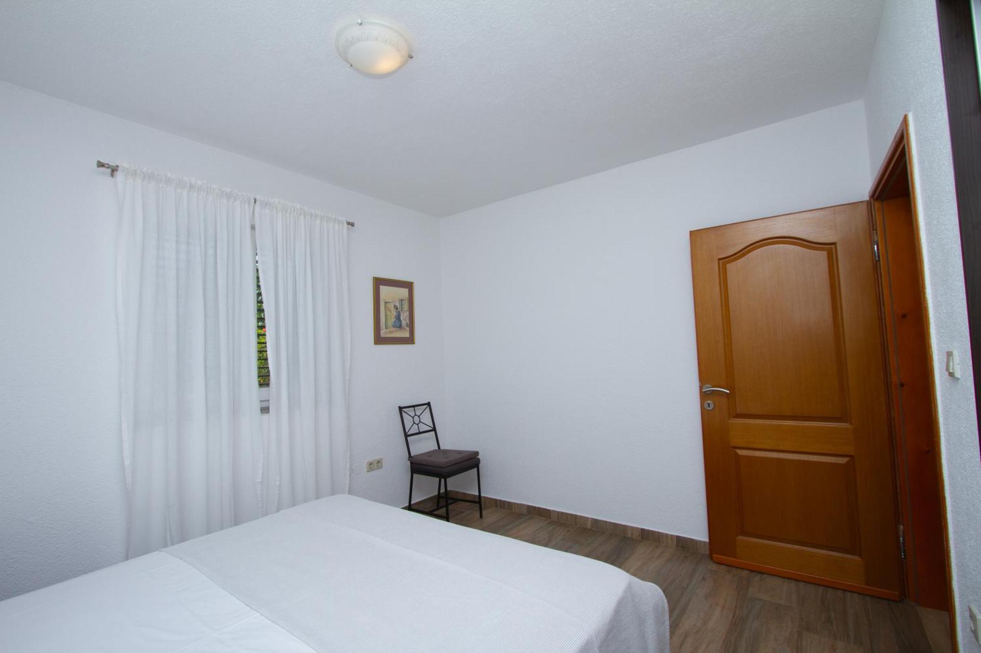 Francesca Apartment Pakostane